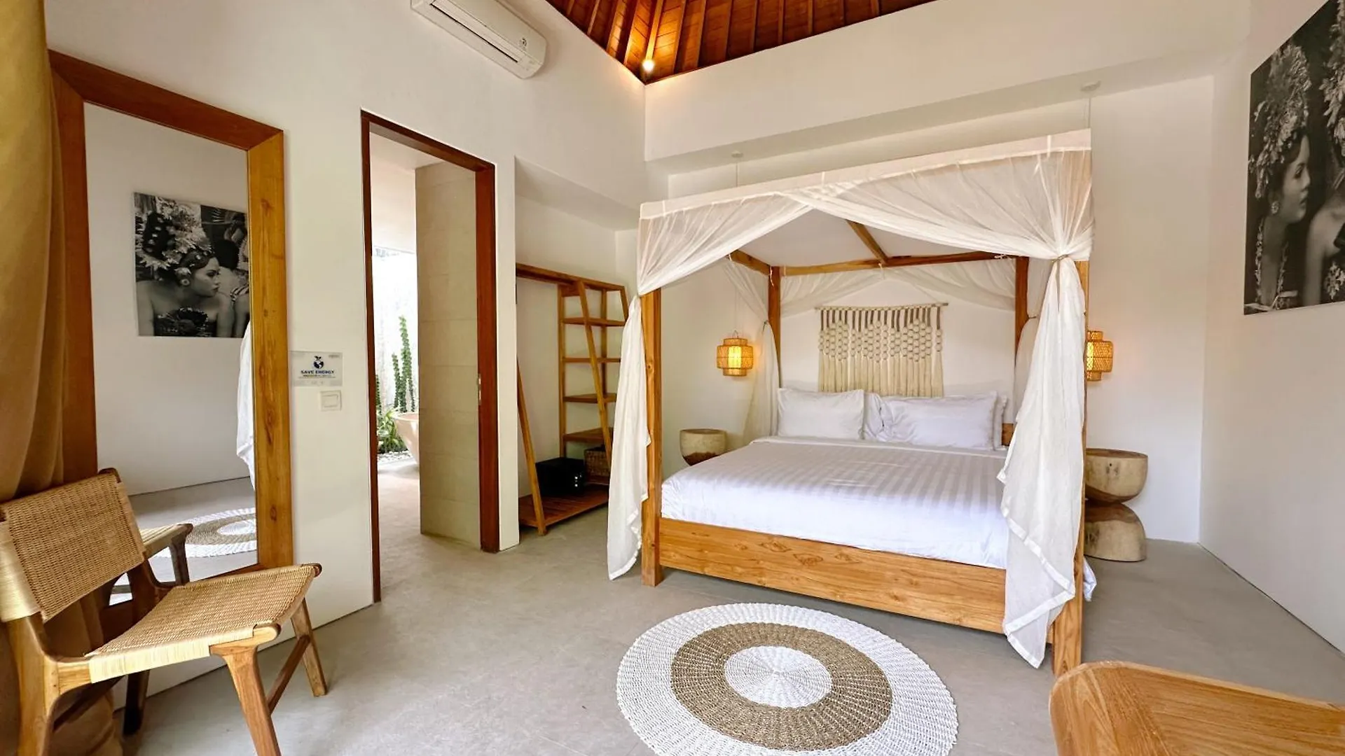 Villa Pacha Seminyak  Seminyak (Bali)